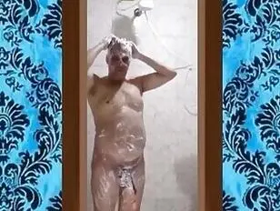 Моя прекрасная ванна с твердым членом 015