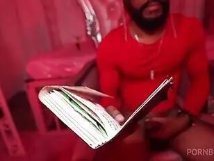 Skyler Banx en lingerie rouge prend un gros pénis noir et adore ça