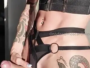 Manu solo,Transfrau mit großem Penis