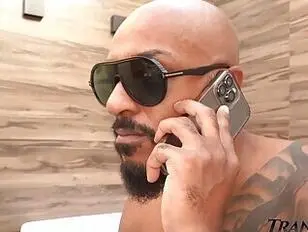 Mijn fantasieman neukt een sexy blondine