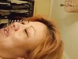 Bella spricht