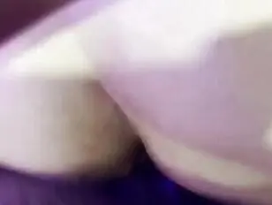 BBW transseksueel wordt in haar keuken uiteengereten.