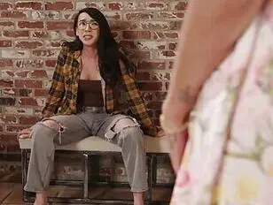 Masaje de exparejas con Kasey Kei,Bella Joie y Hazel Grace
