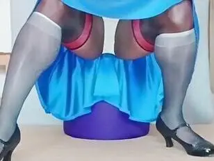 BlueGirl70 की चौड़ी टांगों वाली पैंटी का प्रदर्शन