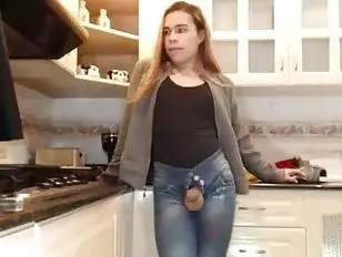 308px x 232px - Shemale enjoys masturbation with her pants on in a kitchen - Tranny.one