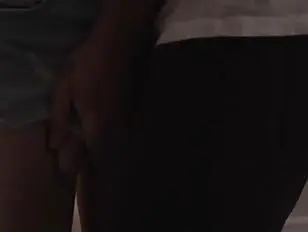 La bionda e carina Crystal Thayer soffia e analizza dall'amico del fratellastro