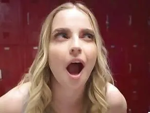 Masseuse and two TS love threesome way